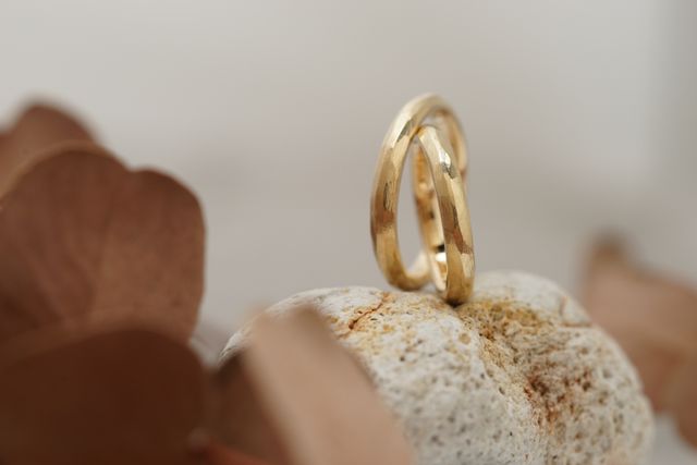 カメラマンが撮影してくれた指輪の写真です。