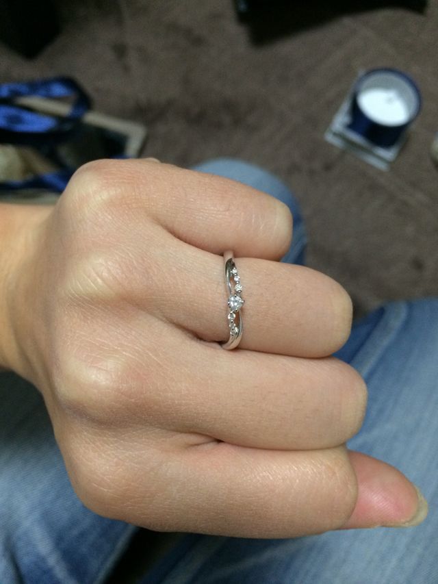 婚約指輪です。
