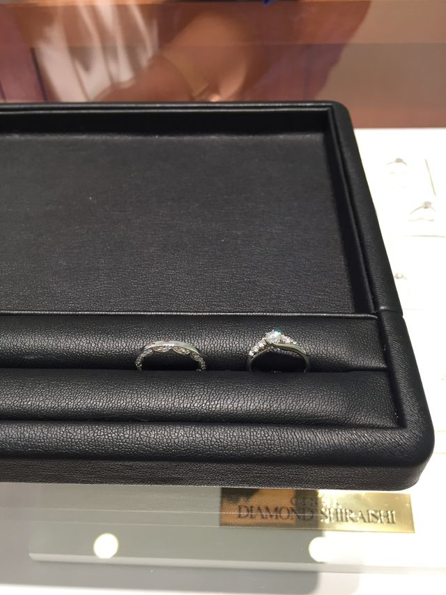 婚約指輪と結婚指輪