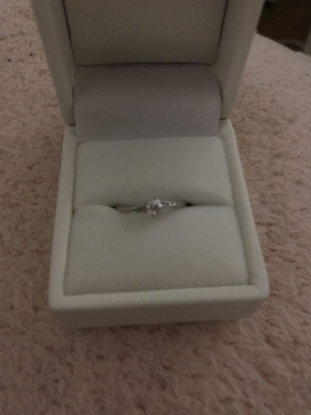 しっかりとしたお箱にもいれてもらっている