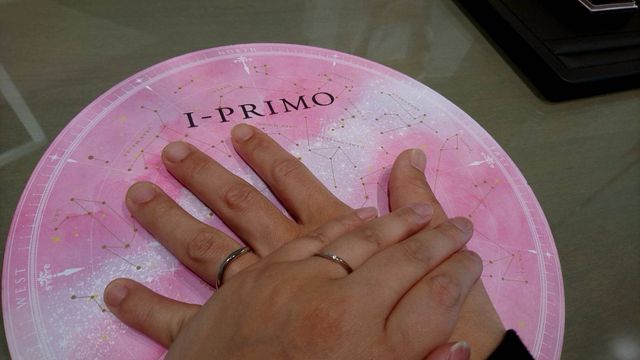 購入時に店舗内で撮影しました。