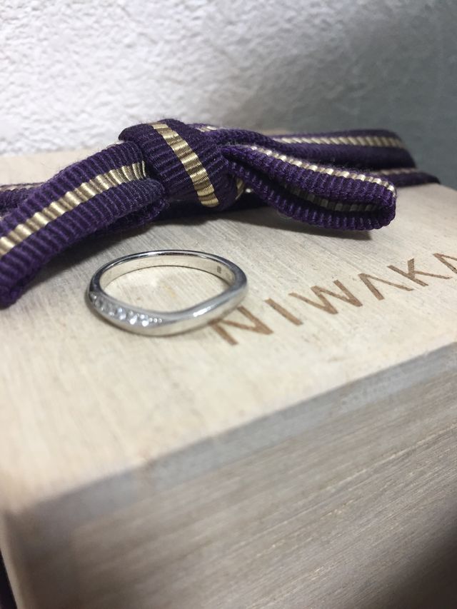 結婚指輪と箱
