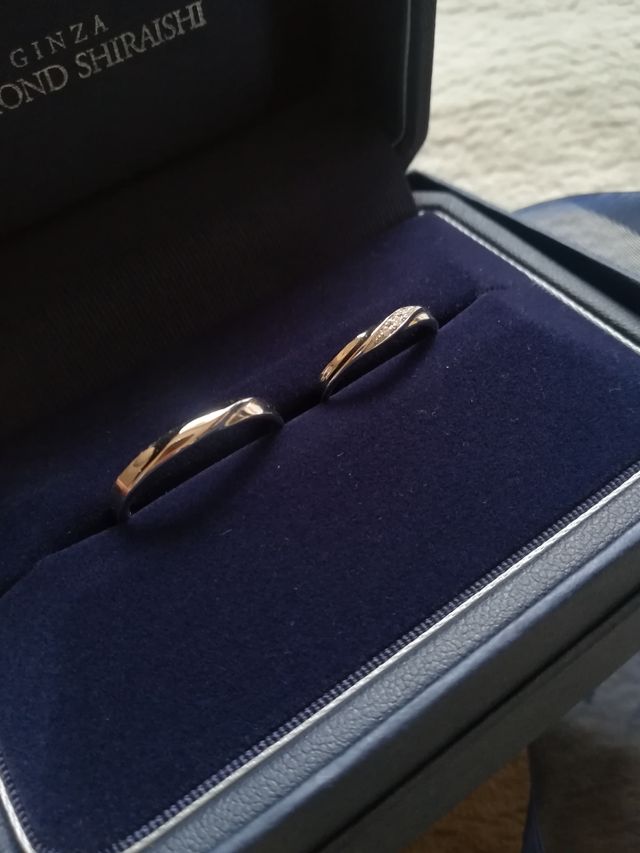 シンプルで飽きがこないデザインを選びました