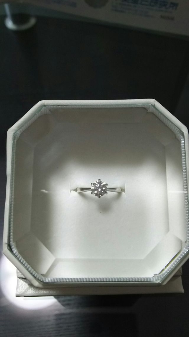 ガラスのボックスがとても綺麗で気に入っています。