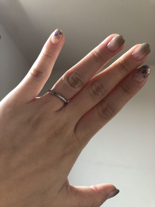 内側二つをカラーダイヤに変更しました。