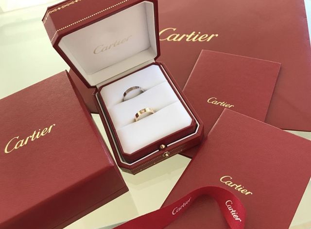 カルティエのラブリングです。