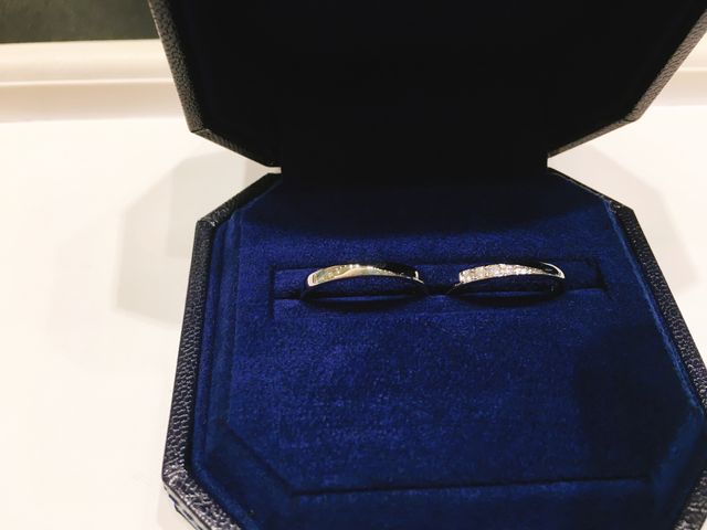 大人っぽく、ダイヤもしっかり輝くデザインです！