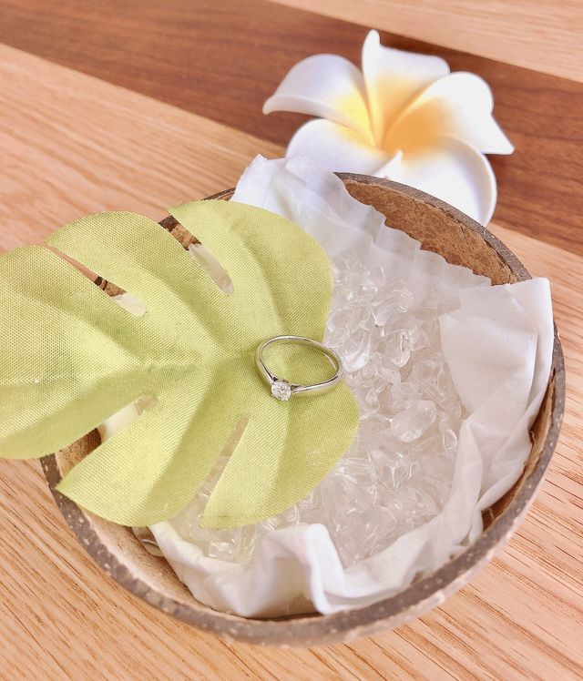 決め手はシンプル尚且つダイヤが大っきすぎない！そして可愛い♡