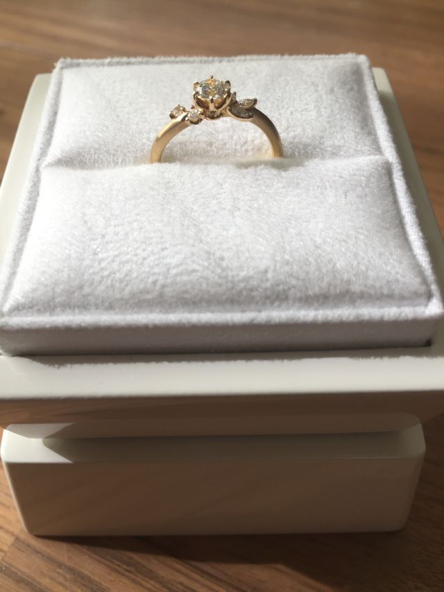 Dazzling ダズリン を基にしたオートクチュール、側面