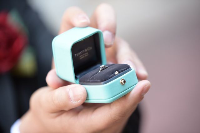 前撮りでプロポーズショットを撮ってもらいました