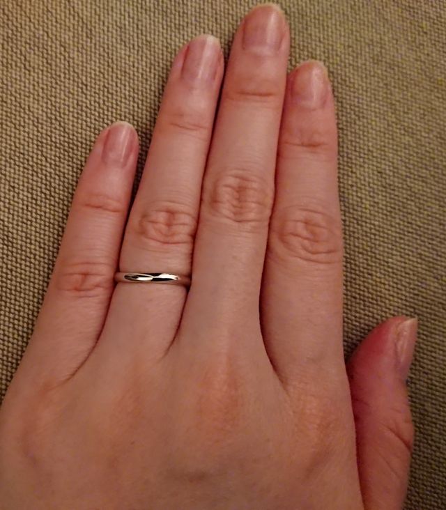 シンプルなものを試着したとき