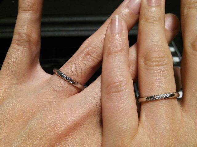 シンプルなのに個性的で30年後も幸せな思いでつけられそうです