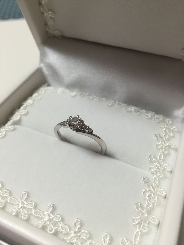 婚約指輪