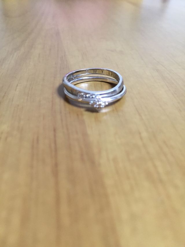 結婚指輪と婚約指輪重ね付け