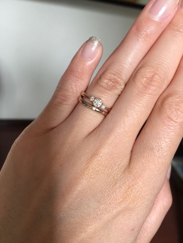 毎日セットでつけています可愛さ綺麗さが増しますセットリング