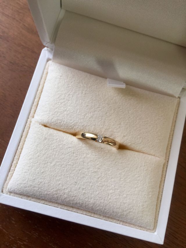 一石のダイヤ、カットも美しいです。