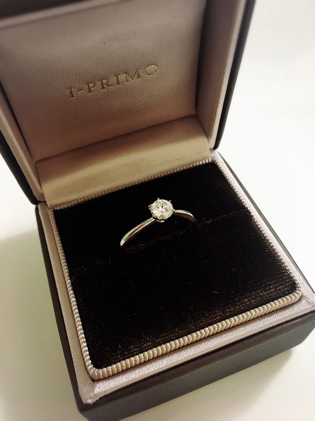 箱も上品でお気に入りです。