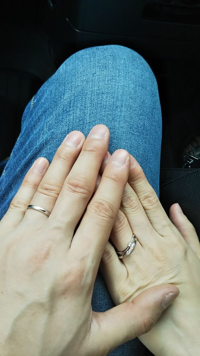 画像の通り存在感のある太めのタイプを選びました。