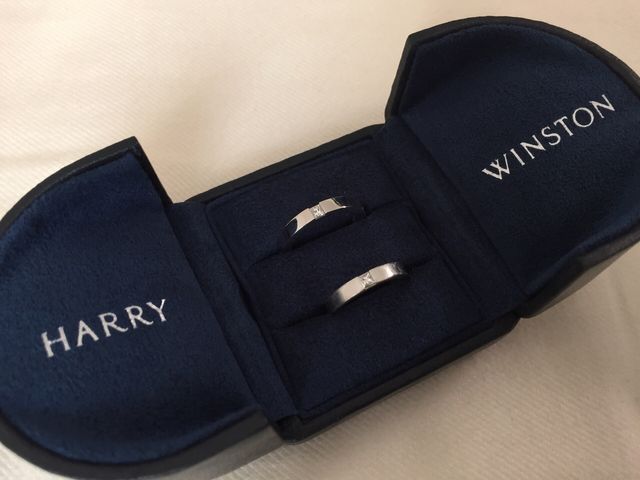 購入すると、オリジナルの素敵な容れ物にはめて下さいます！