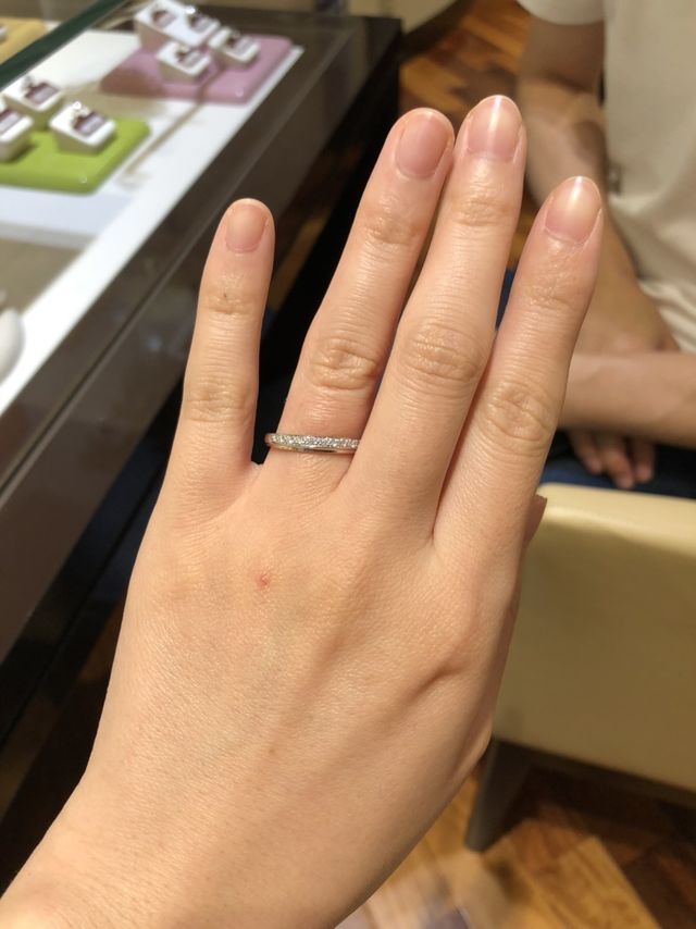 デザインも気に入っていますが、つけ心地がとてもいいです。