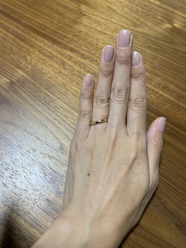 シンプルな石無し。