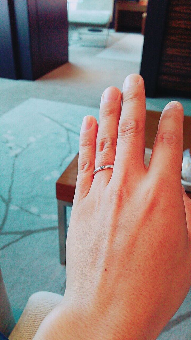 旦那の日焼けした肌にも合う