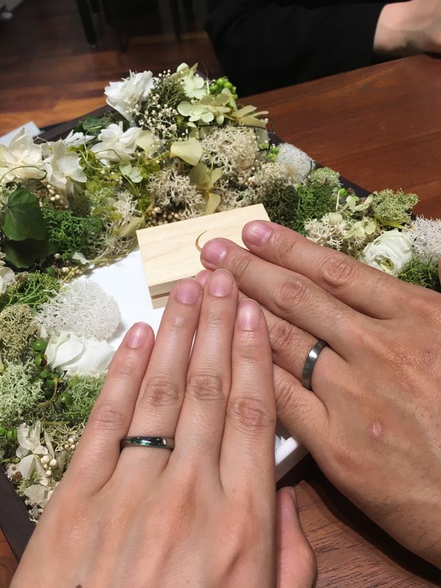 片方は外からわかるようにグリーンのラインを入れて頂きました