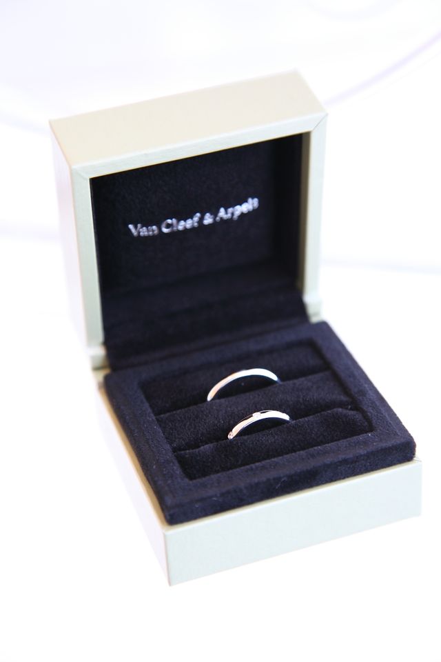 ヴァンクリーフアーペルのマリッジリングです。
