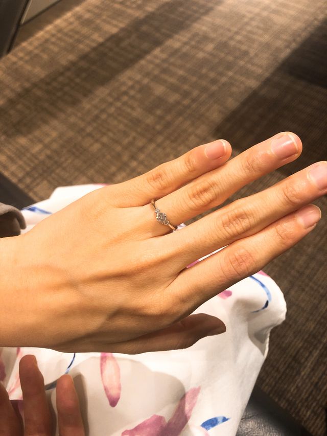 0.33カラットのダイヤです