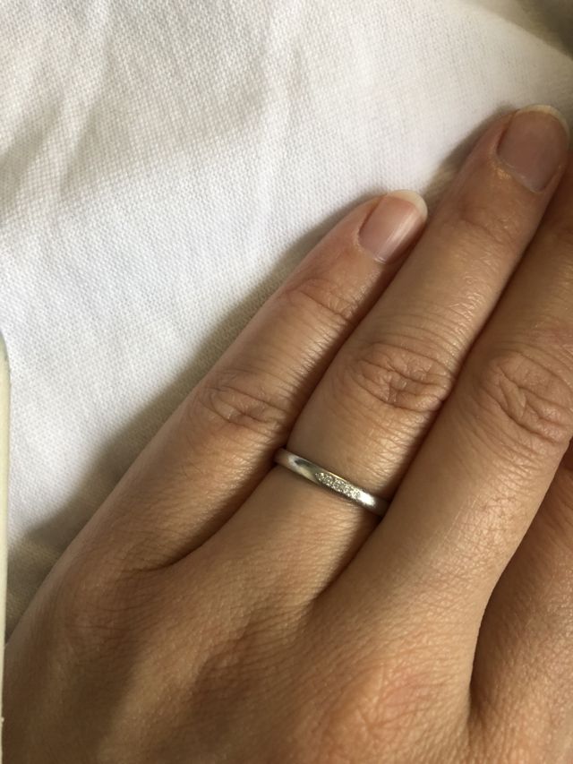 シンプルなデザインで気に入っています