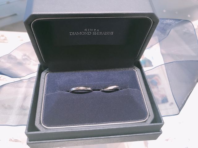 写真では伝えづらいですが、とても綺麗な輝きです。