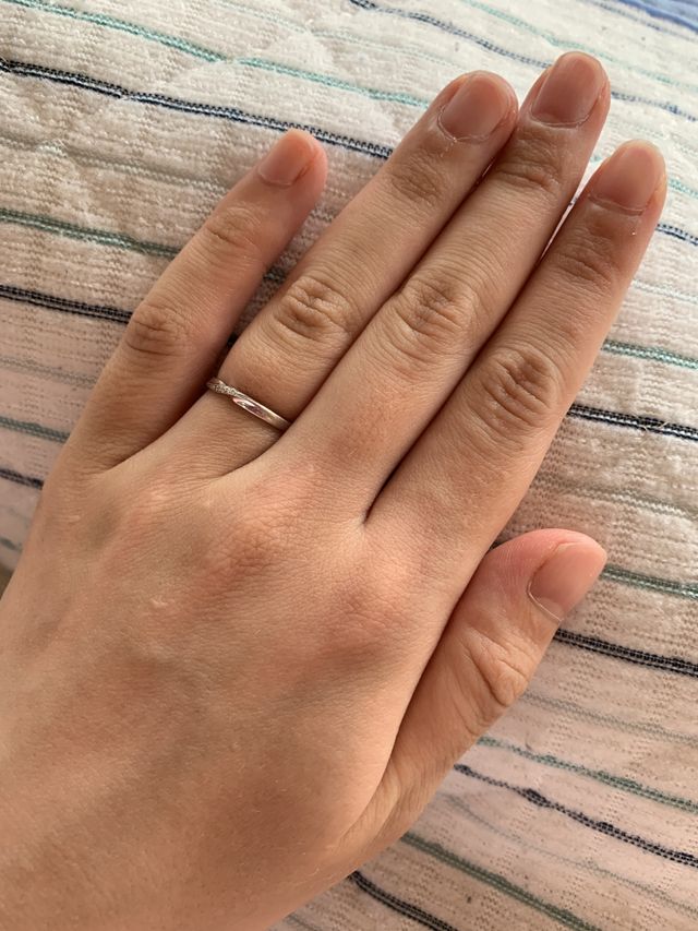 誰にでも合うデザインで着けやすいと思います！