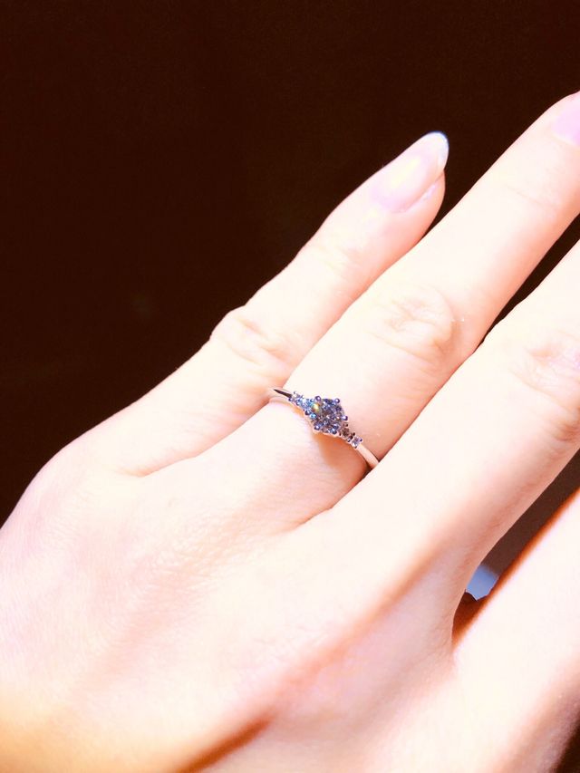 エンゲージリング。