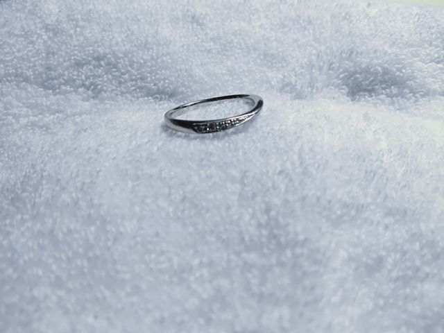 女性用です。男性用は石がありません