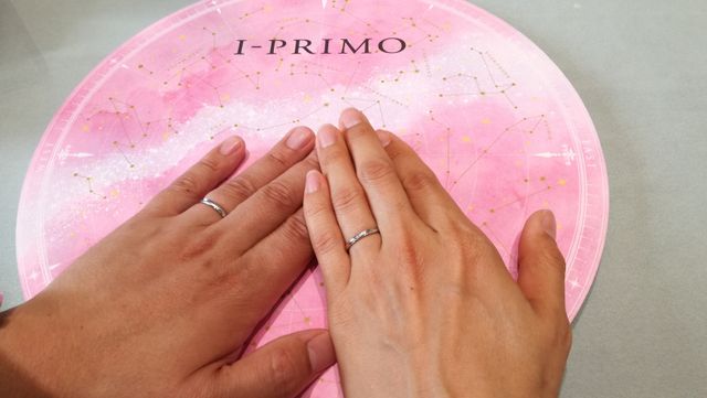 待ちに待った指輪!初めて着けた瞬間です