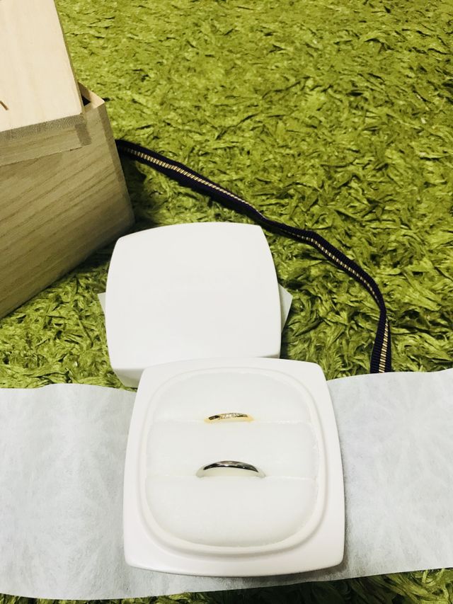 私はゴールドにし、彼はシルバーにしました。