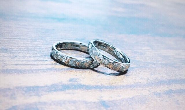 デザインも彫りも綺麗で素敵です！