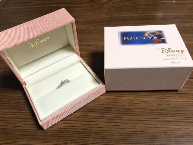 ディズニーのファンタジアの指輪です