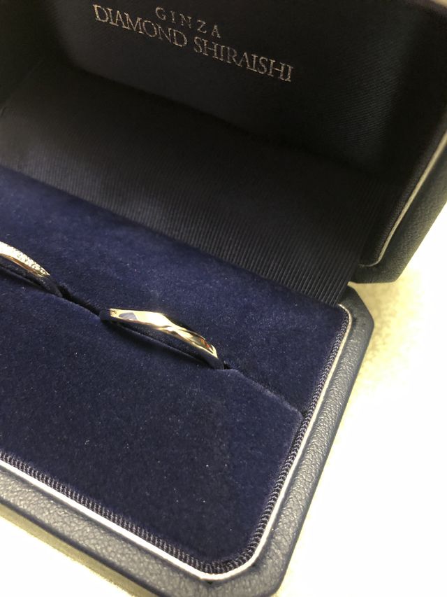 シンプルで誰の手にも合うと思います。