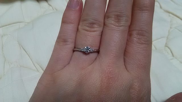 指の長さが短いのであまり大きすぎないタイプにしました。