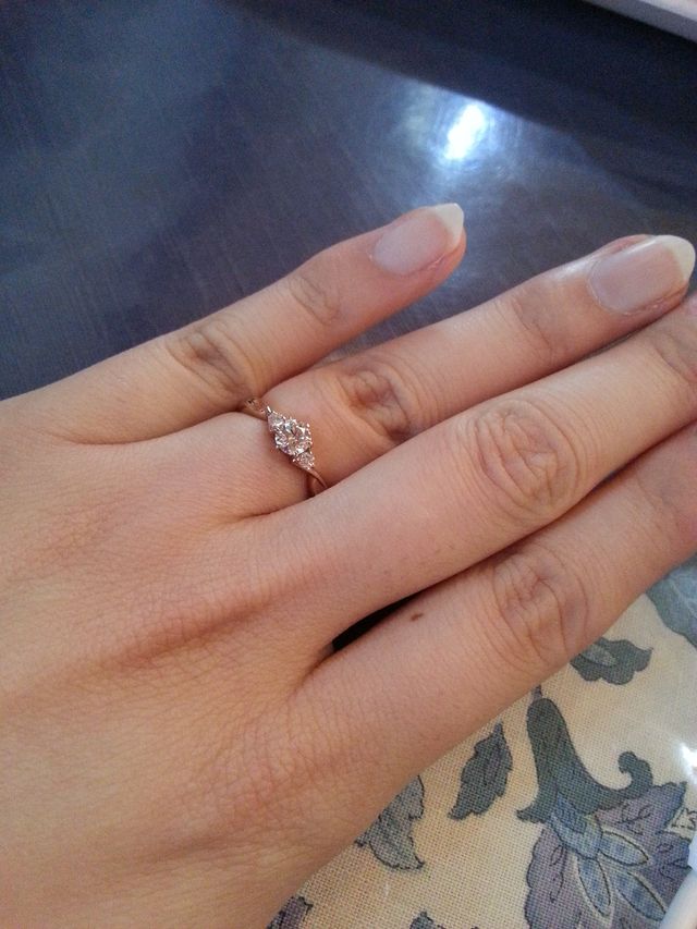 ピンクゴールドの婚約指輪