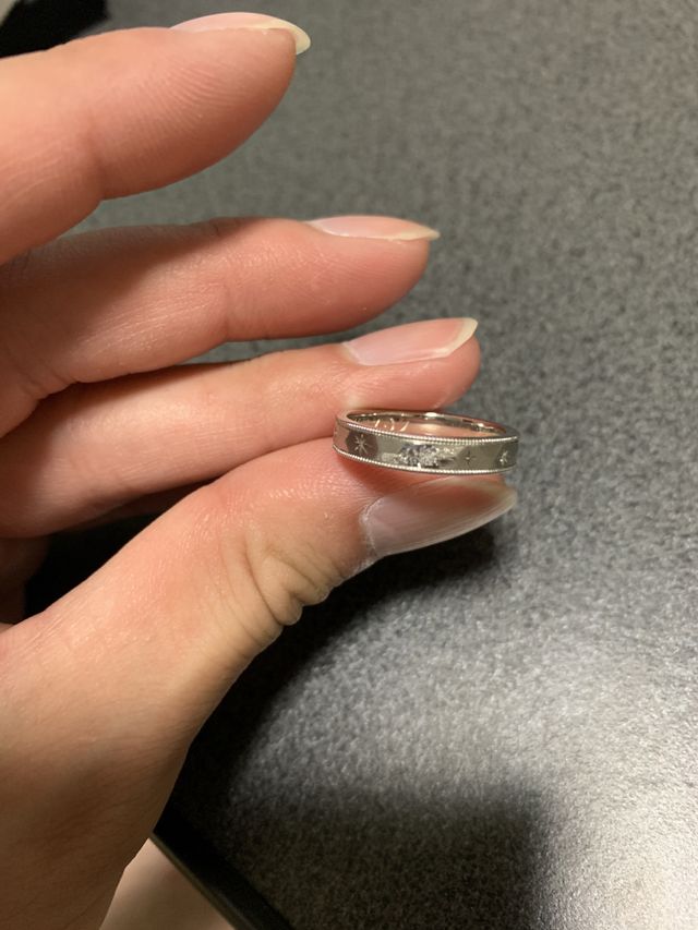 7月が記念日で星をモチーフにフルオーダーで作って頂きました。