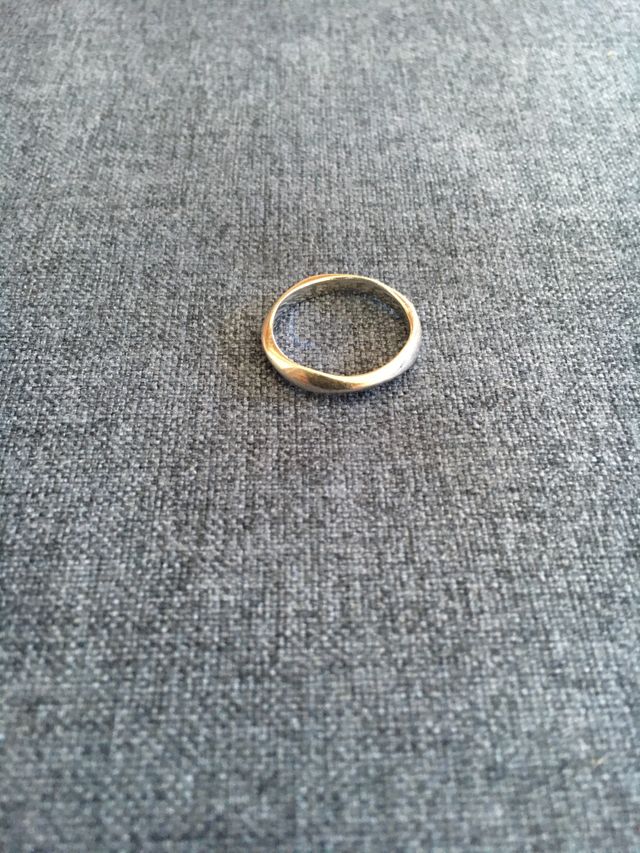 「茜雲」というデザインで、緩やかなカーブが気に入っていますり