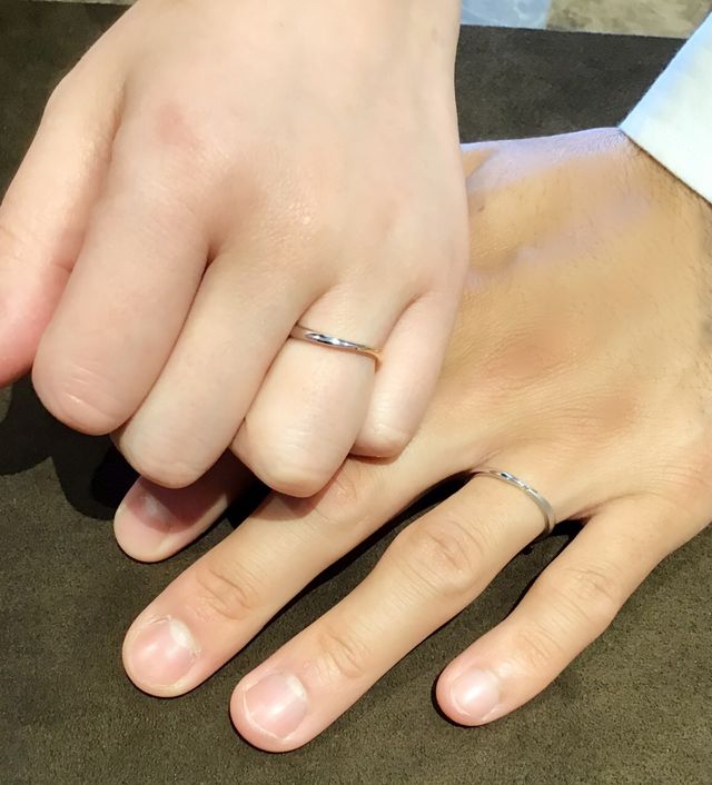結婚指輪着用したところを撮りました
