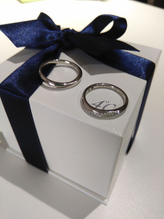 男性物はツヤありとなしが選べました。