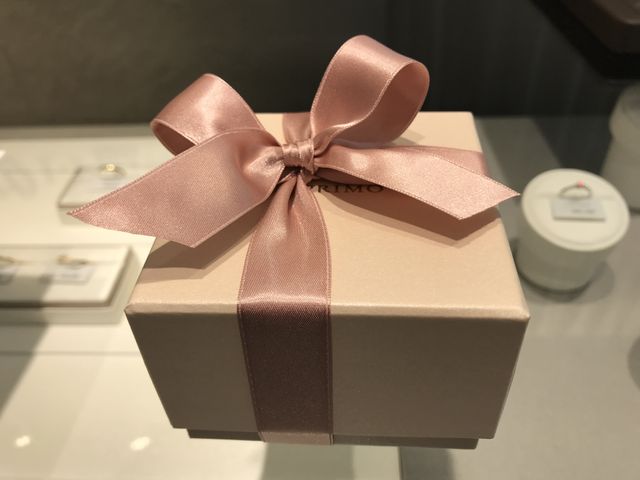 ボックスに結ばれたリボンが凄く可愛い。