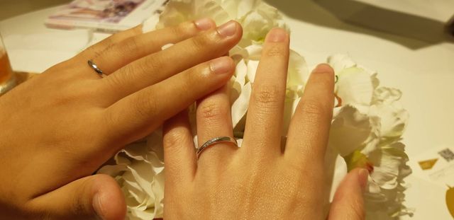 購入時に撮った写真です。シンプルでデザインがいいと思います。