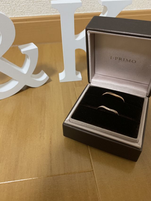 ピンクゴールドのペアになります！