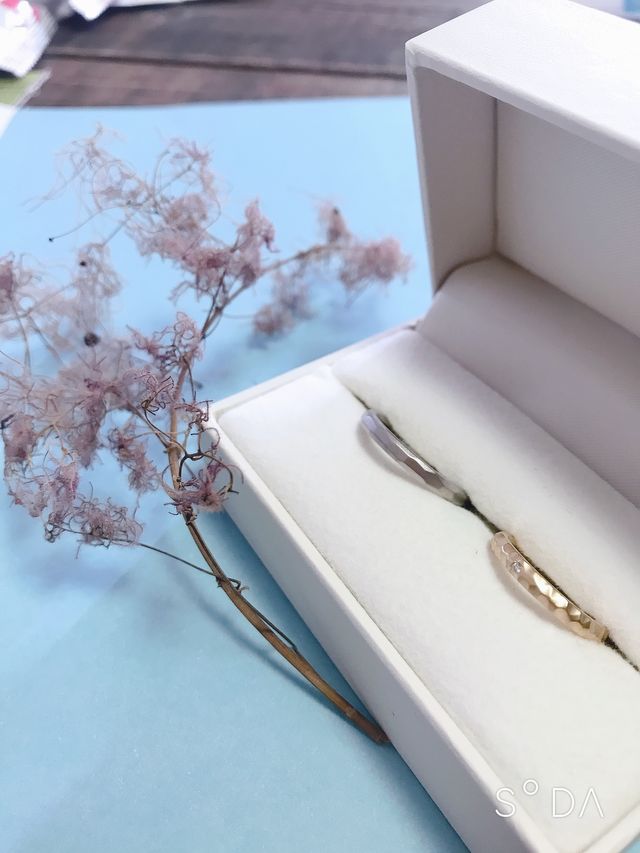 旦那シルバー、妻ゴールド。