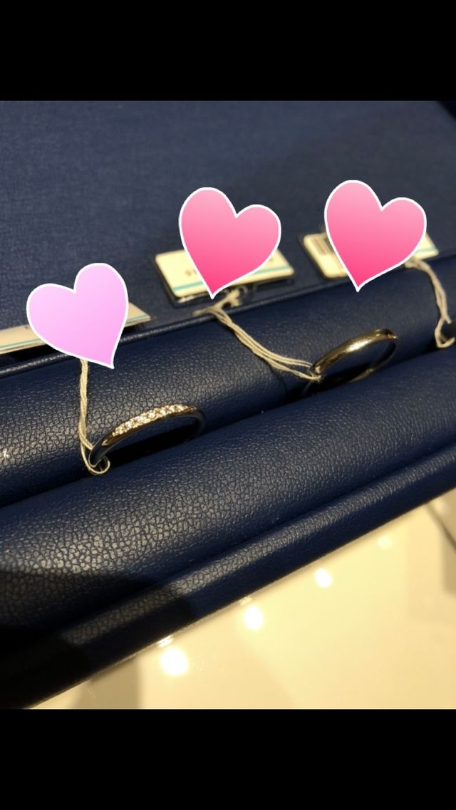 センターにダイヤが7石